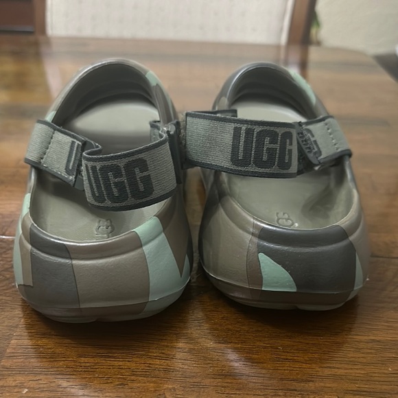 UGG Green and Brown Puffy Strapped Sandals - Picture 3 of 9